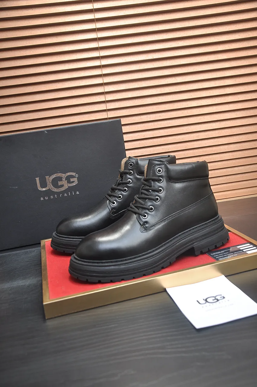 Men's shoes 💰680💶【UGG】(full genuine wool lining) Please pay attention to the quality of the original order and compare the thickness of the wool 🏮🏮Hot style Martin boots from Australia's warm luxury brand men's shoes, official website synchronization, Beckham men's style..., made of imported top-layer waxed cowhide, waxed toe box, Australian real wool velvet lining Carefully sewn...Imported rubber Martin boots outsole (comfortable, soft and wear-resistant). I really like the quality...Exquisite workmanship, you can't put it down once you see it. Code number 39-44